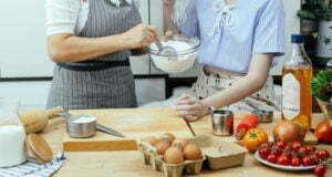 How to Use Onion Powder