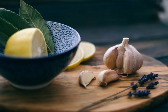 how to Use Garlic for Toothache