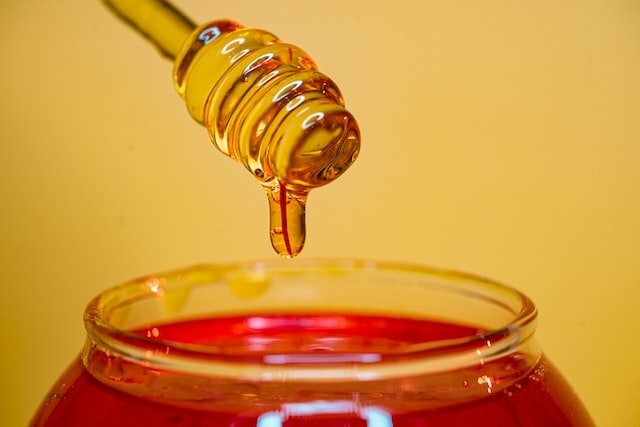 How to Use Honey for Man Power