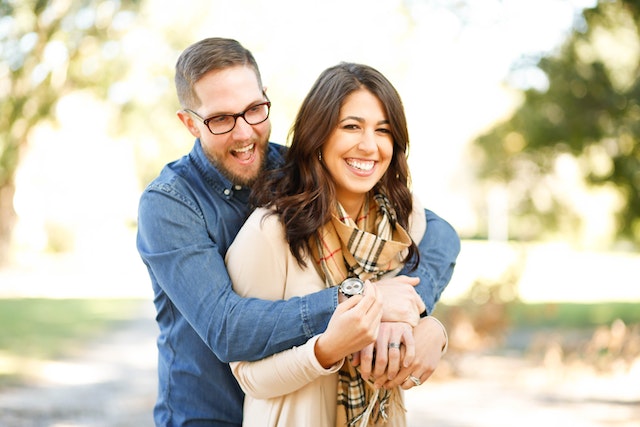 How to marry a rich person