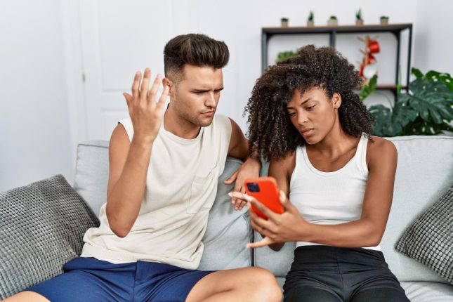 Signs of a cheating girlfriend